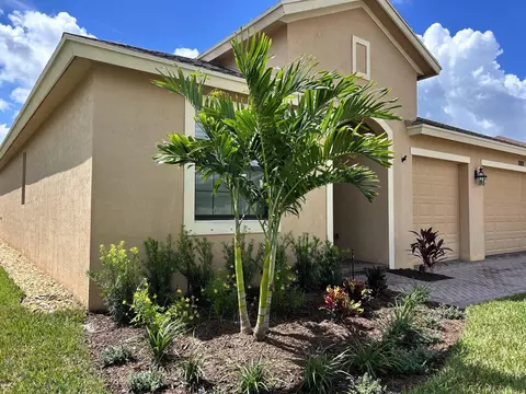 10105 Verona Mnr, Vero Beach, FL 32966