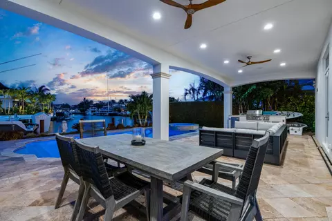 Exterior - 2320 NE 34th Ct, Lighthouse Point, FL 33064 photo 10 of 14