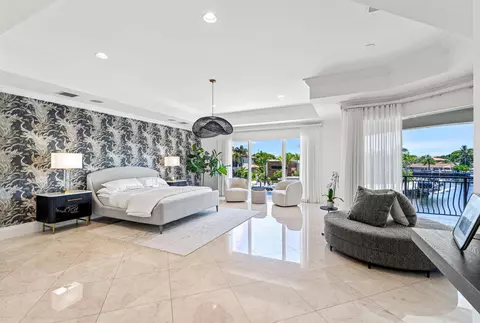 Other - 2320 NE 34th Ct, Lighthouse Point, FL 33064 photo 4 of 15