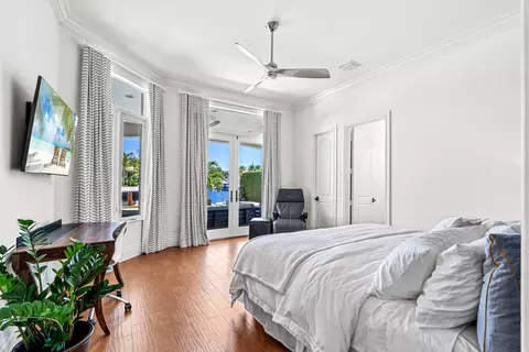 Bedroom - 2320 NE 34th Ct, Lighthouse Point, FL 33064 photo 3 of 4