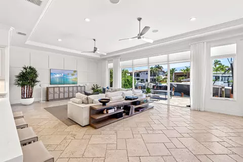 Living - 2320 NE 34th Ct, Lighthouse Point, FL 33064 photo 4 of 5