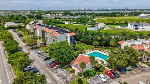 3000 Presidential Way #201, West Palm Beach, FL 33401