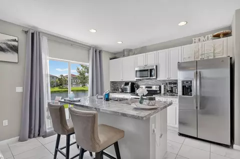 2521 NW Treviso Cir, Port Saint Lucie, FL 34986
