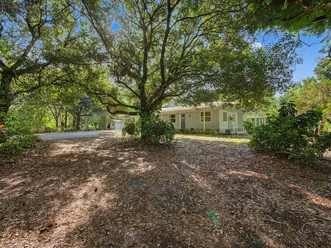 5625 SE Ault Ave, Stuart, FL 34997 photo 2