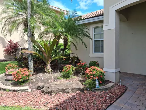8490 Lyons Ranches Rd, Boynton Beach, FL 33472