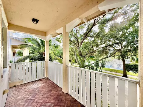Exterior - 335 E Thatch Palm Cir #104, Jupiter, FL 33458 photo 2 of 7