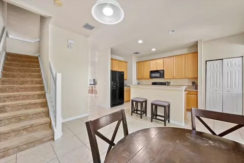 Entry Way - 335 E Thatch Palm Cir #104, Jupiter, FL 33458 photo 3 of 3