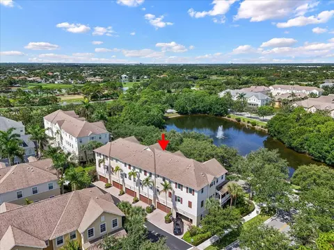 View/Area - 335 E Thatch Palm Cir #104, Jupiter, FL 33458 photo 2 of 11