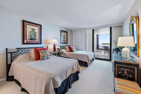 Bedroom - 19750 S Beach Rd #6050, Jupiter, FL 33469 photo 2 of 4