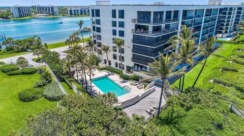 Exterior - 19750 S Beach Rd #6050, Jupiter, FL 33469 photo 12 of 13