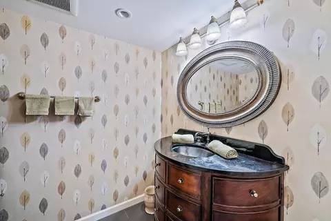 Bath - 19750 S Beach Rd #6050, Jupiter, FL 33469 photo 6 of 6