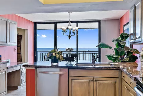 Kitchen - 19750 S Beach Rd #6050, Jupiter, FL 33469 photo 2 of 3