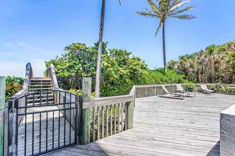 Exterior - 19750 S Beach Rd #6050, Jupiter, FL 33469 photo 9 of 13