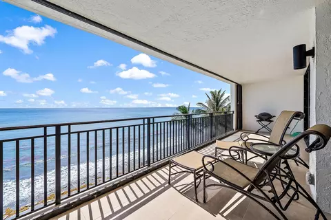 Exterior - 19750 S Beach Rd #6050, Jupiter, FL 33469 photo 4 of 13