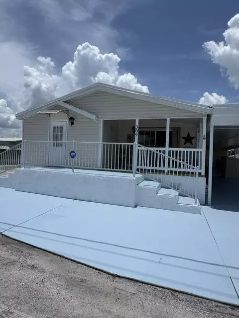 2023 Saint Lucie Blvd #309, Fort Pierce, FL 34946