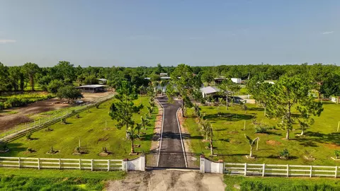 View/Area - 13311 Dancy Ave, Clewiston, FL 33440 photo 2 of 21