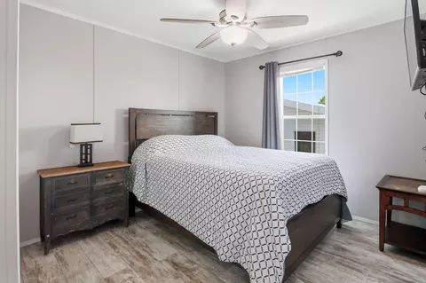 Bedroom - 13311 Dancy Ave, Clewiston, FL 33440 photo 4 of 10