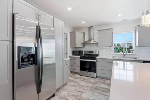Kitchen - 13311 Dancy Ave, Clewiston, FL 33440 photo 6 of 7