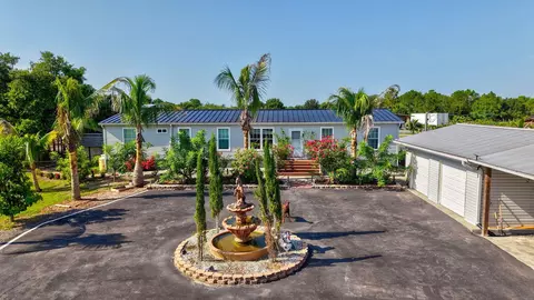 Exterior - 13311 Dancy Ave, Clewiston, FL 33440 photo 13 of 14