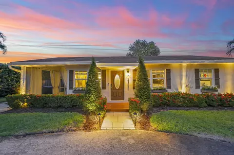 2205 W Pineridge Ct, Delray Beach, FL 33444