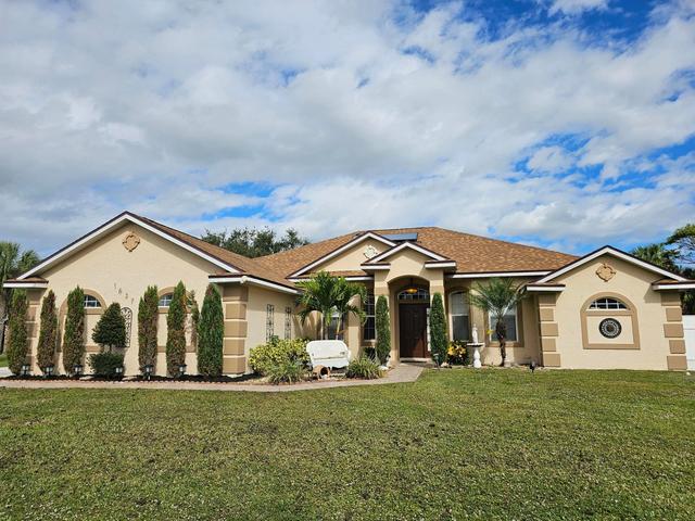 1637 SW La Gorce Ave, Port Saint Lucie, FL 34953