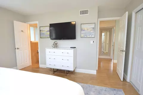 Bedroom - 2060 Coco Palm Pl, Pompano Beach, FL 33062 photo 3 of 11