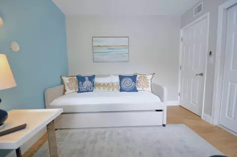 Bedroom - 2060 Coco Palm Pl, Pompano Beach, FL 33062 photo 10 of 11