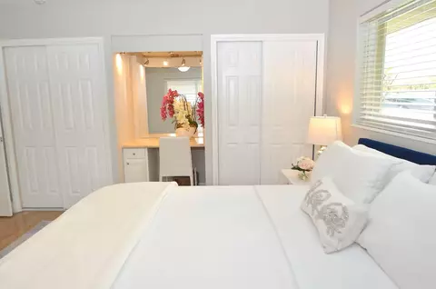 Bedroom - 2060 Coco Palm Pl, Pompano Beach, FL 33062 photo 4 of 11