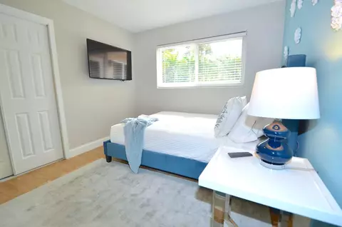 Bedroom - 2060 Coco Palm Pl, Pompano Beach, FL 33062 photo 8 of 11