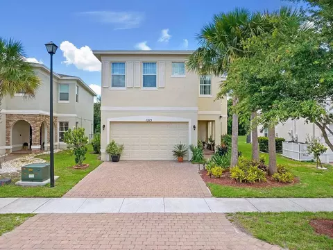 1513 NW Cataluna Cir, Port Saint Lucie, FL 34986