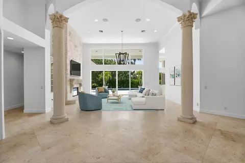 Living - 6841 SE Harbor Cir, Stuart, FL 34996 photo 1 of 3