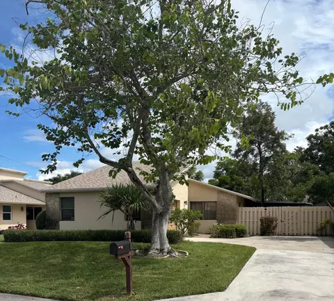 3155 NW 9th St, Delray Beach, FL 33445