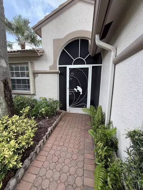 8046 Florenza Dr, Boynton Beach, FL 33472