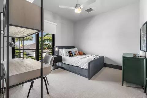Bedroom - 7409 NW 25th Ter, Boca Raton, FL 33496 photo 9 of 10
