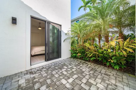 Exterior - 7409 NW 25th Ter, Boca Raton, FL 33496 photo 12 of 12