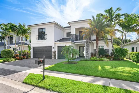 Exterior - 7409 NW 25th Ter, Boca Raton, FL 33496 photo 2 of 12