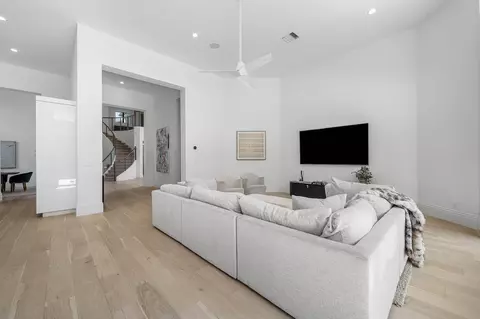 Living - 7409 NW 25th Ter, Boca Raton, FL 33496 photo 3 of 5
