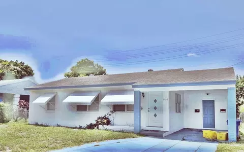 936 45th St, West Palm Beach, FL 33407