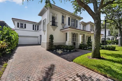 334 October St, Palm Beach Gardens, FL 33410