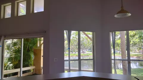 4759 Via Palm Lks #305, West Palm Beach, FL 33417