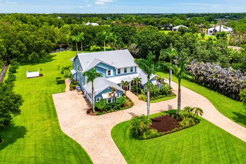 2952 SW Buena Vista Dr, Palm City, FL 34990