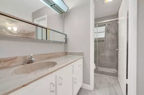 Bath - 185 High Point Ter E #B, Delray Beach, FL 33445 photo 2 of 3