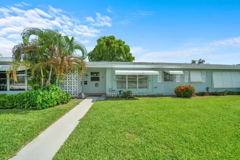 Exterior - 185 High Point Ter E #B, Delray Beach, FL 33445 photo 4 of 6