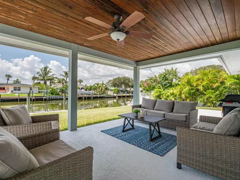 255 Marina Dr, Fort Pierce, FL 34949