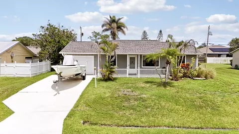 2889 SW Vittorio St, Port Saint Lucie, FL 34953