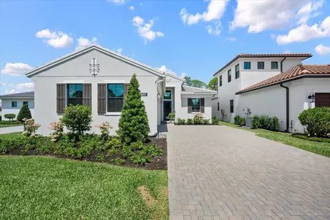 6870 SE Haven Ln, Stuart, FL 34997 photo 3