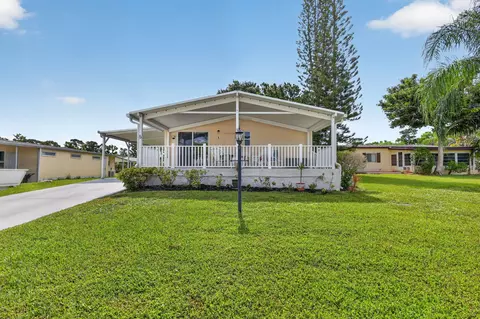 5 Montilla Way, Port Saint Lucie, FL 34952