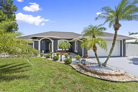 510 SW Halifax Ave, Port Saint Lucie, FL 34953