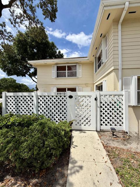 8161 Andover Ct #61D, Lake Clarke Shores, FL 33406