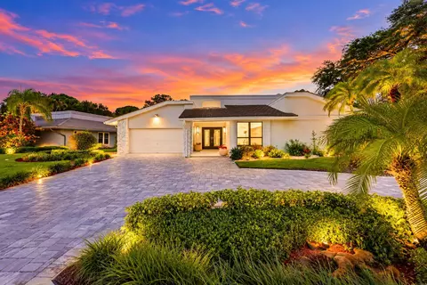 624 W Lakewoode Cir W, Delray Beach, FL 33445